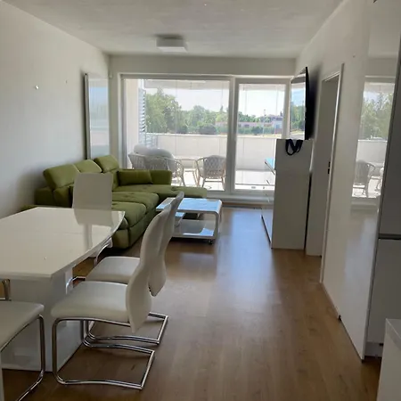 Apartman Trebon Exterior photo